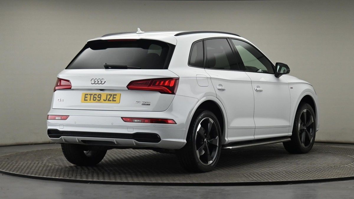 Audi Q5 Image 26