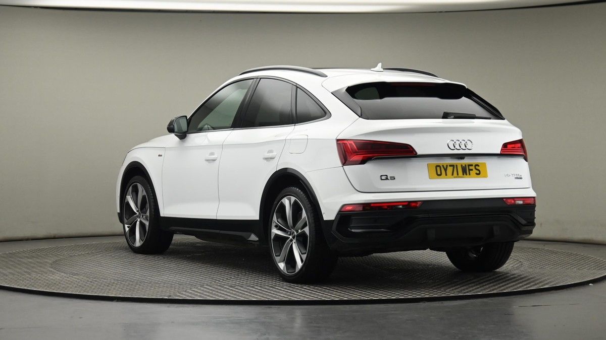 More views of Audi Q5