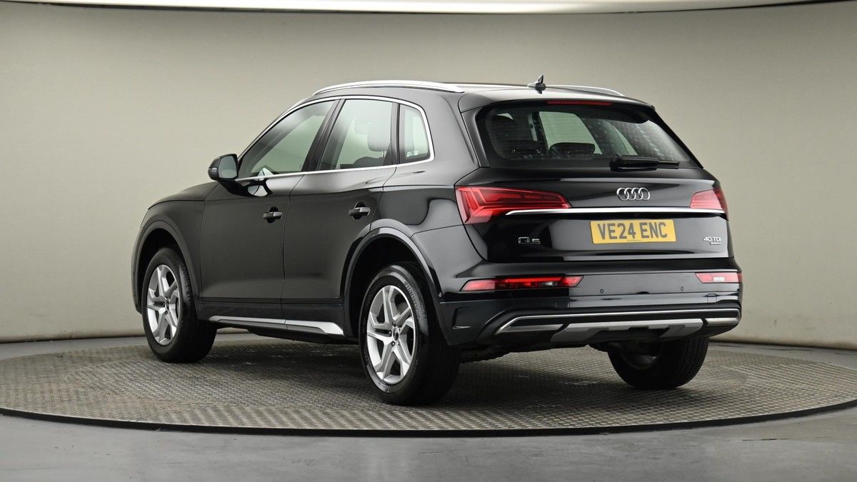 Audi Q5 Image 24