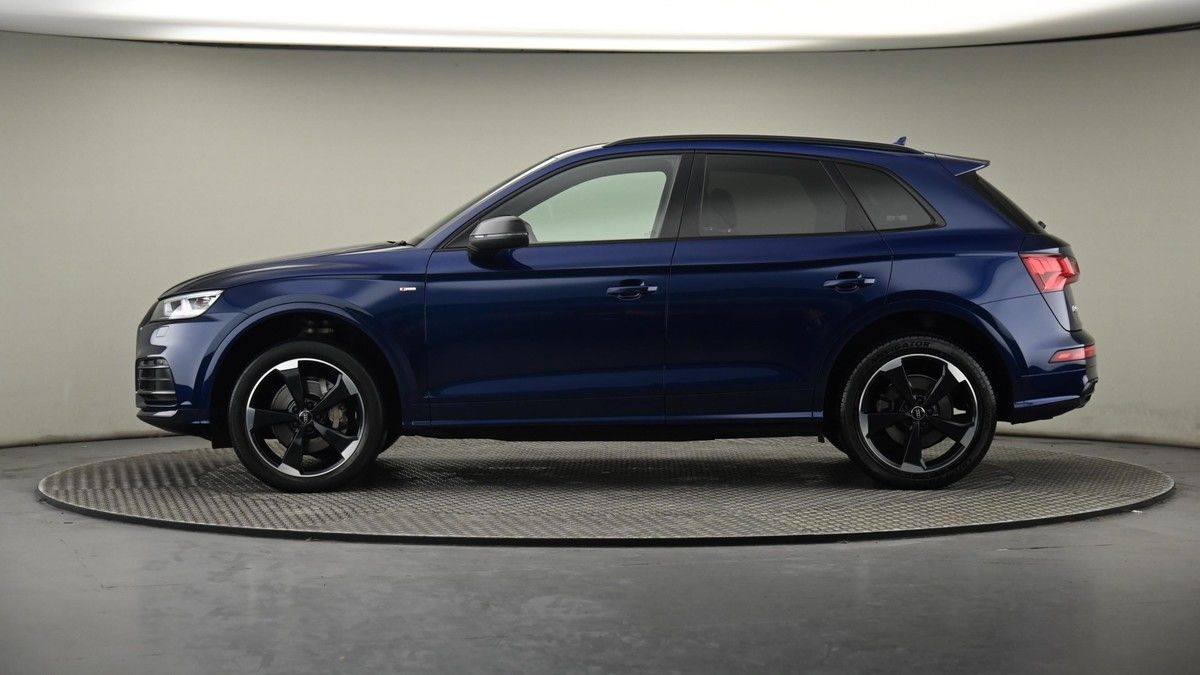 More views of Audi Q5