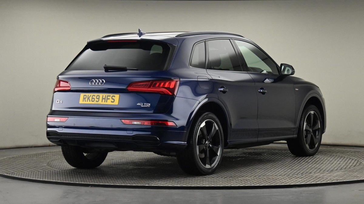 Audi Q5 Image 26