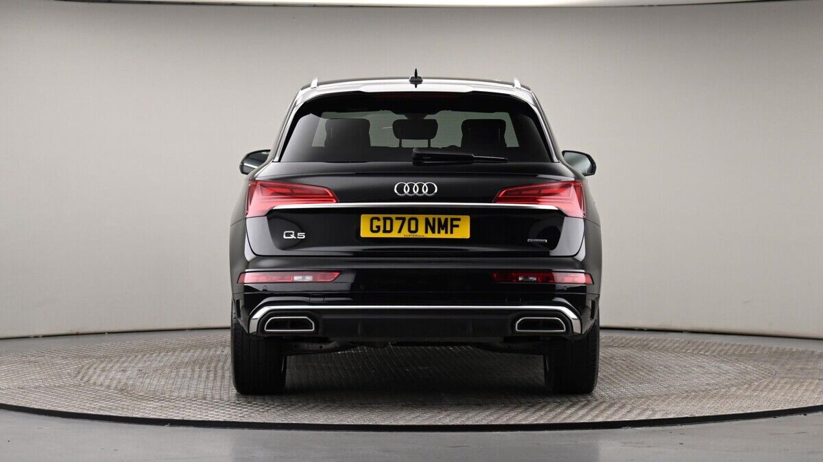 Audi Q5 Image 25