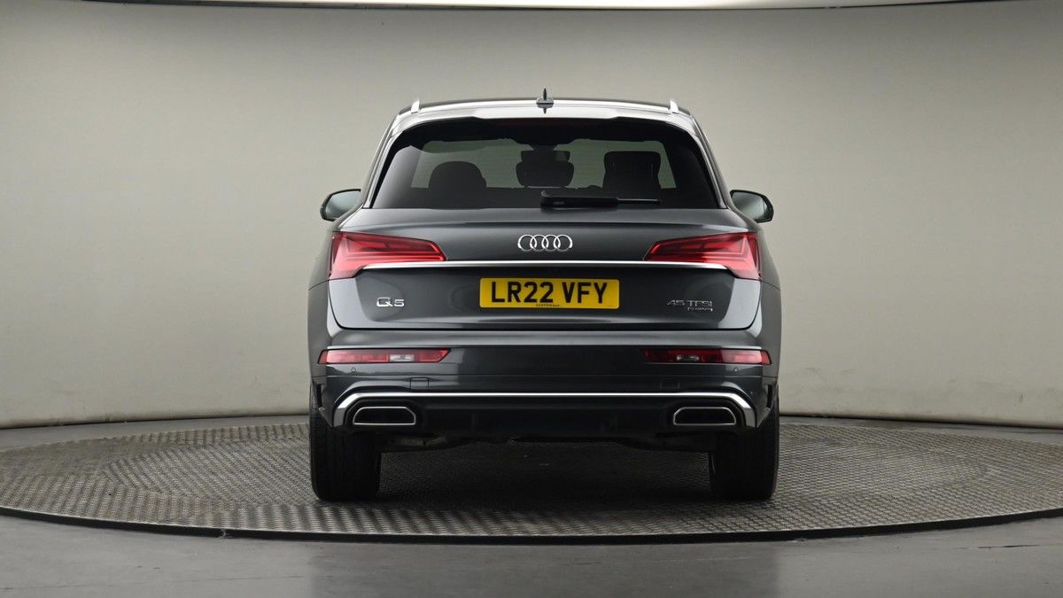 More views of Audi Q5