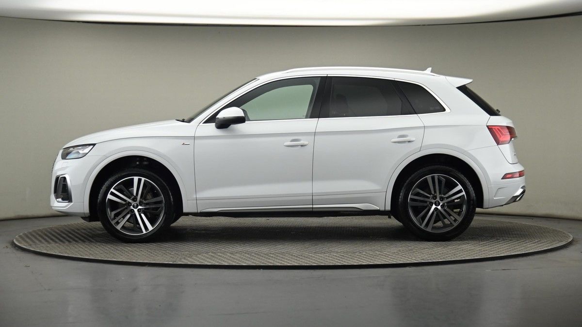 Audi Q5 Image 23