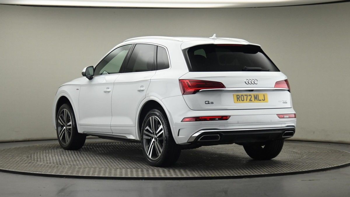 Audi Q5 Image 24