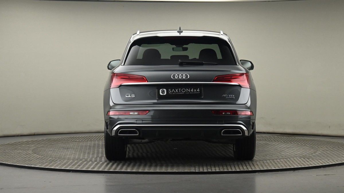 Audi Q5 Image 25