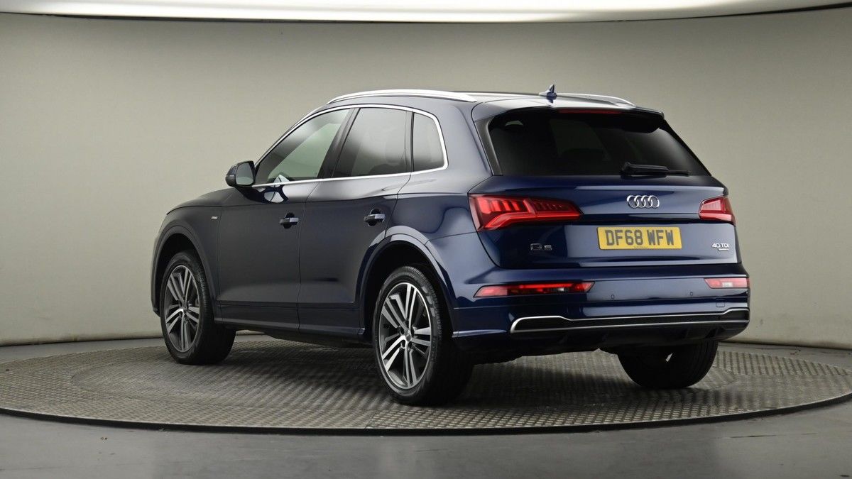 Audi Q5 Image 24