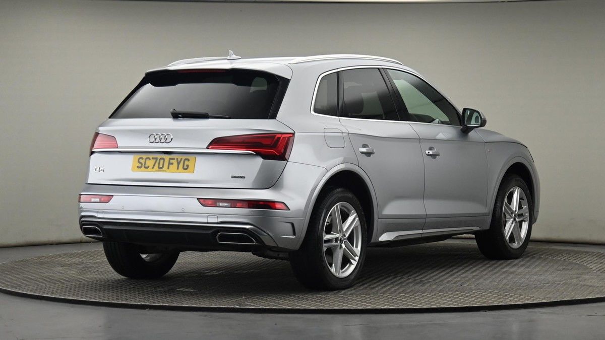 Audi Q5 Image 26