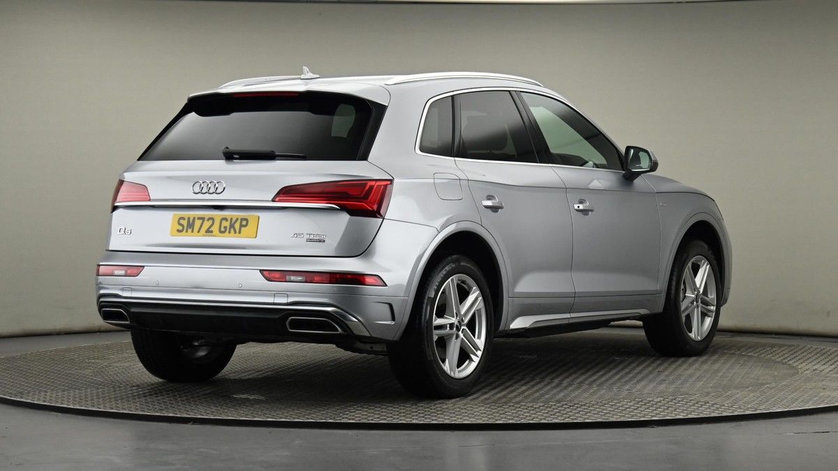 Audi Q5 Image 25