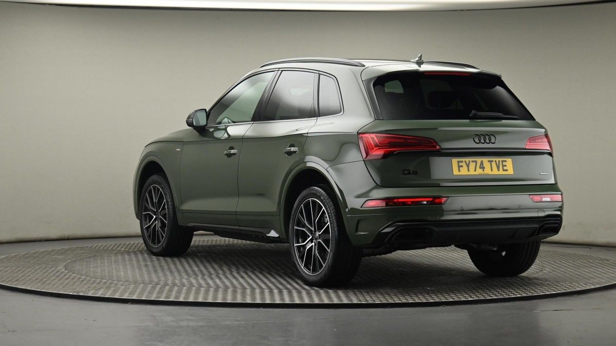 Audi Q5 Image 24