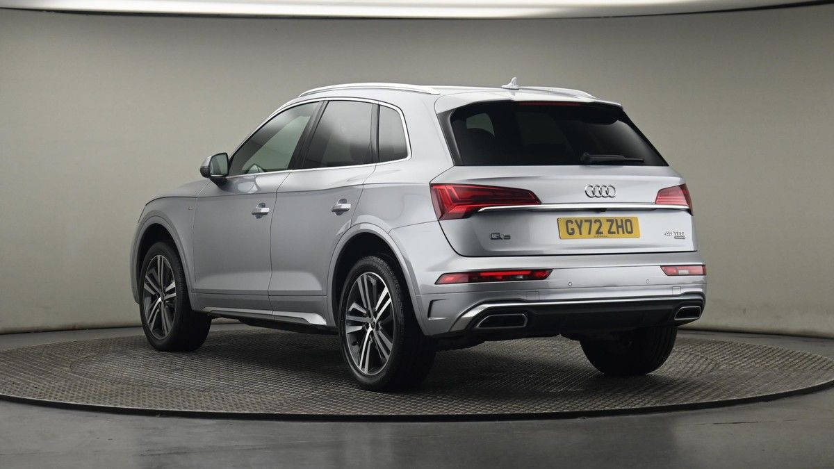 More views of Audi Q5