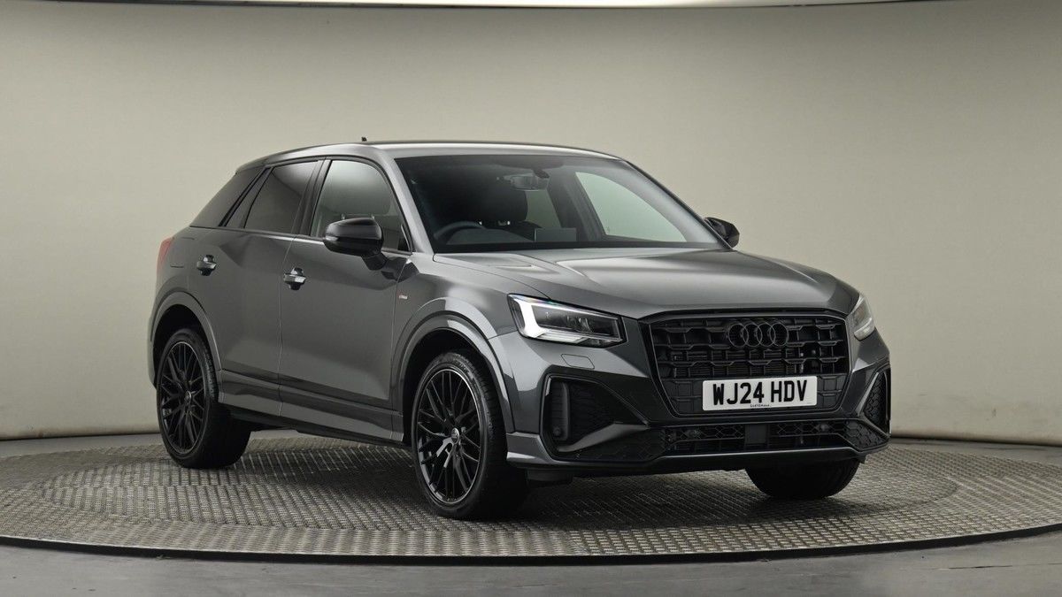 Audi Q2 Sticky Header Image