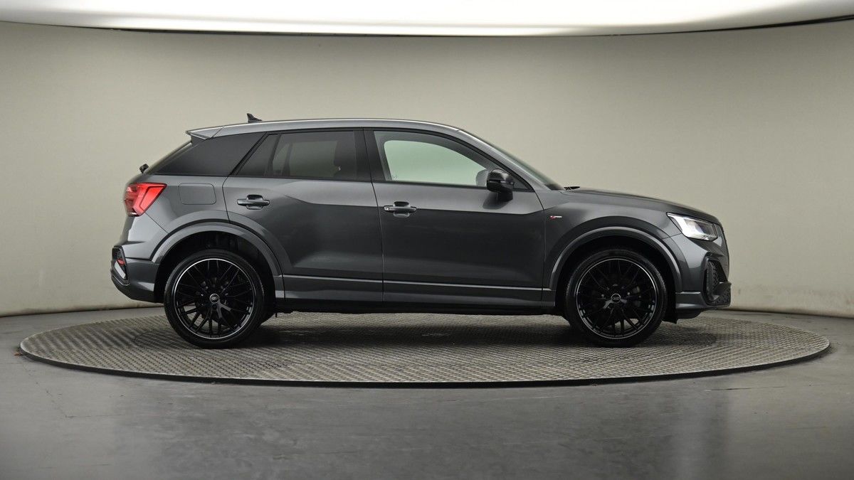 Audi Q2 Image 27