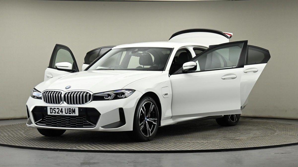 BMW 3 Series Image 28