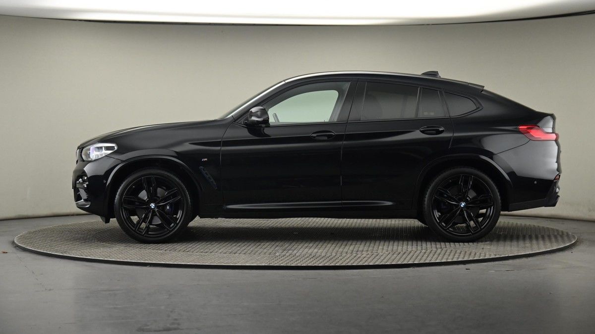 BMW X4 Image 23