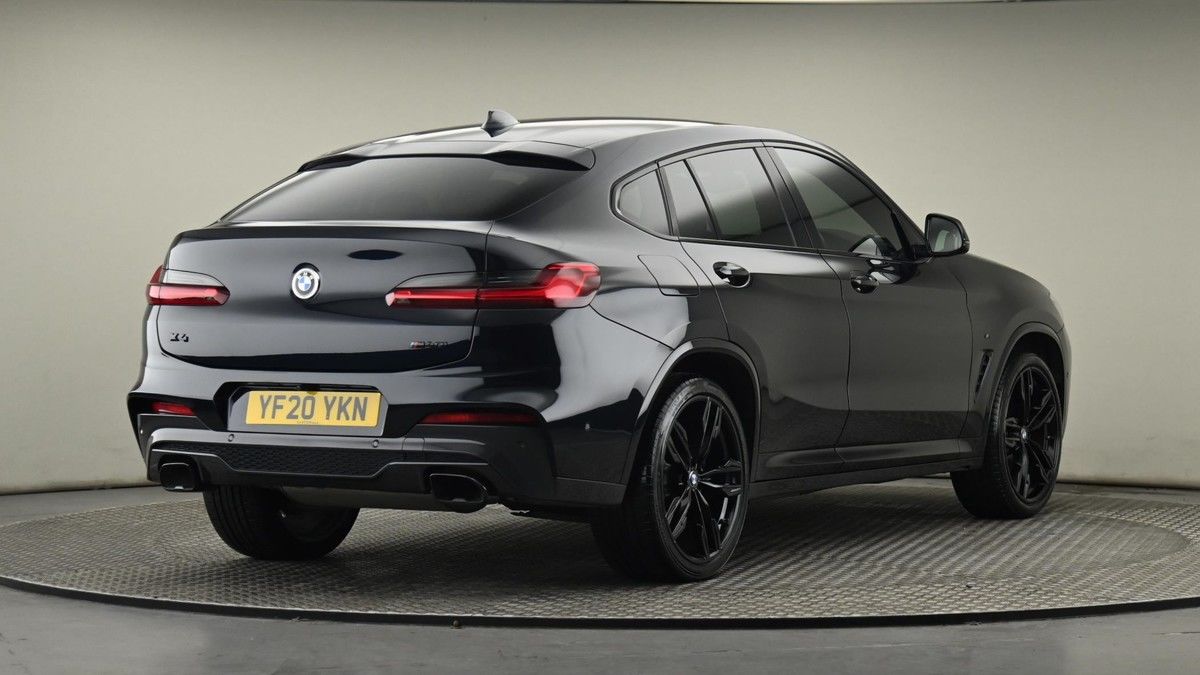 BMW X4 Image 26