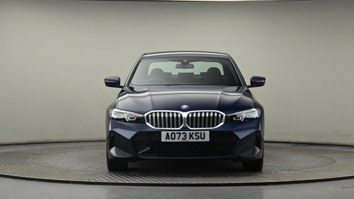 BMW 3 Series Image 23