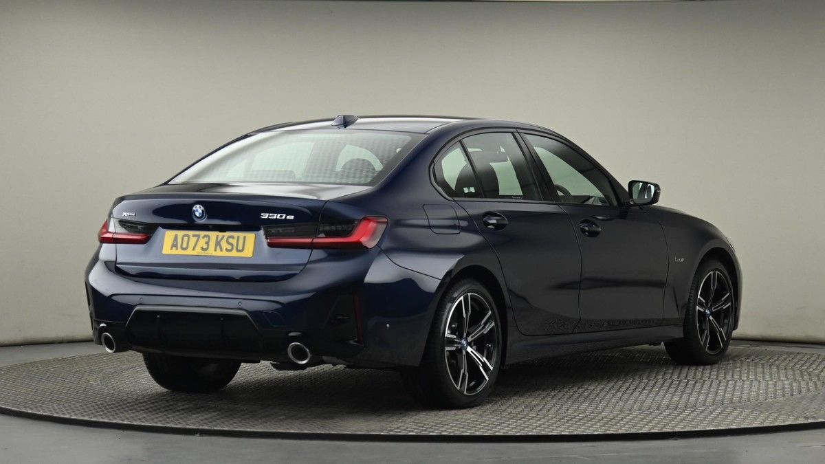 BMW 3 Series Image 28