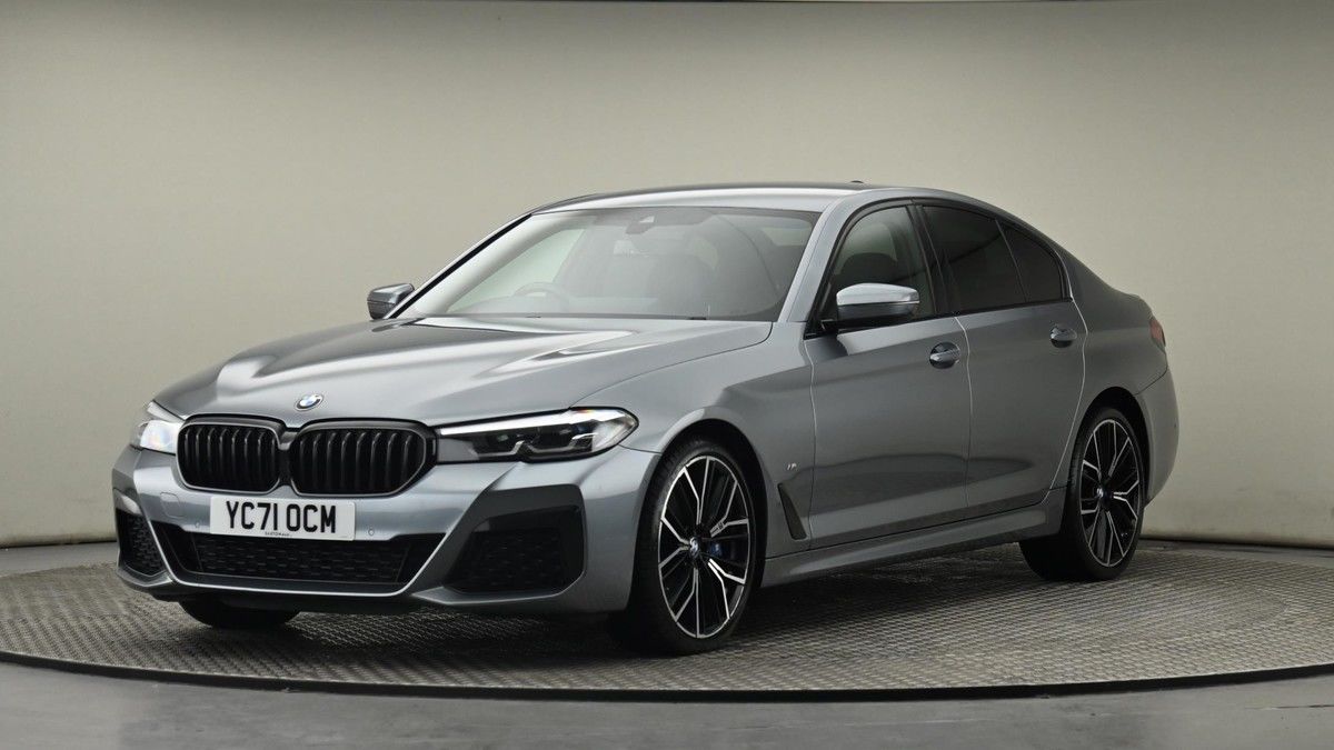 BMW 5 Series Image 21