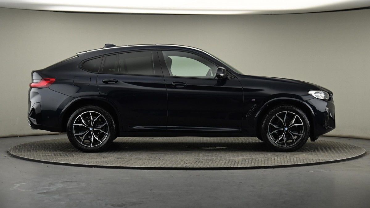 BMW X4 Image 27