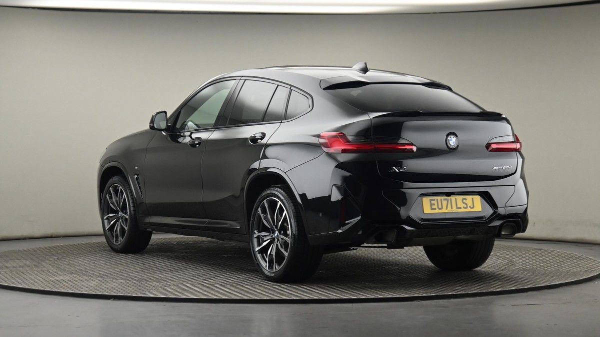 More views of BMW X4