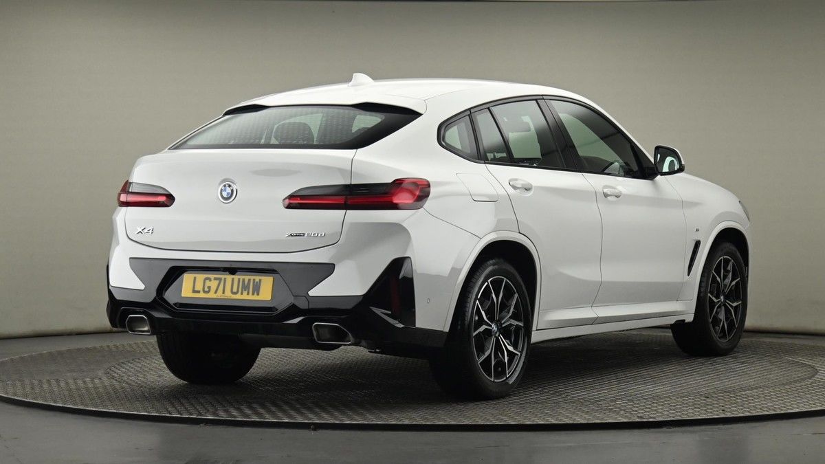 BMW X4 Image 26