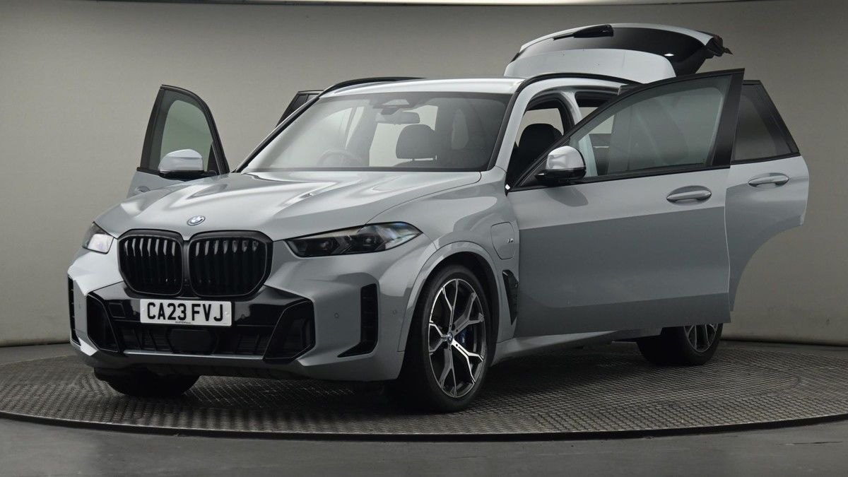 BMW X5 Image 28