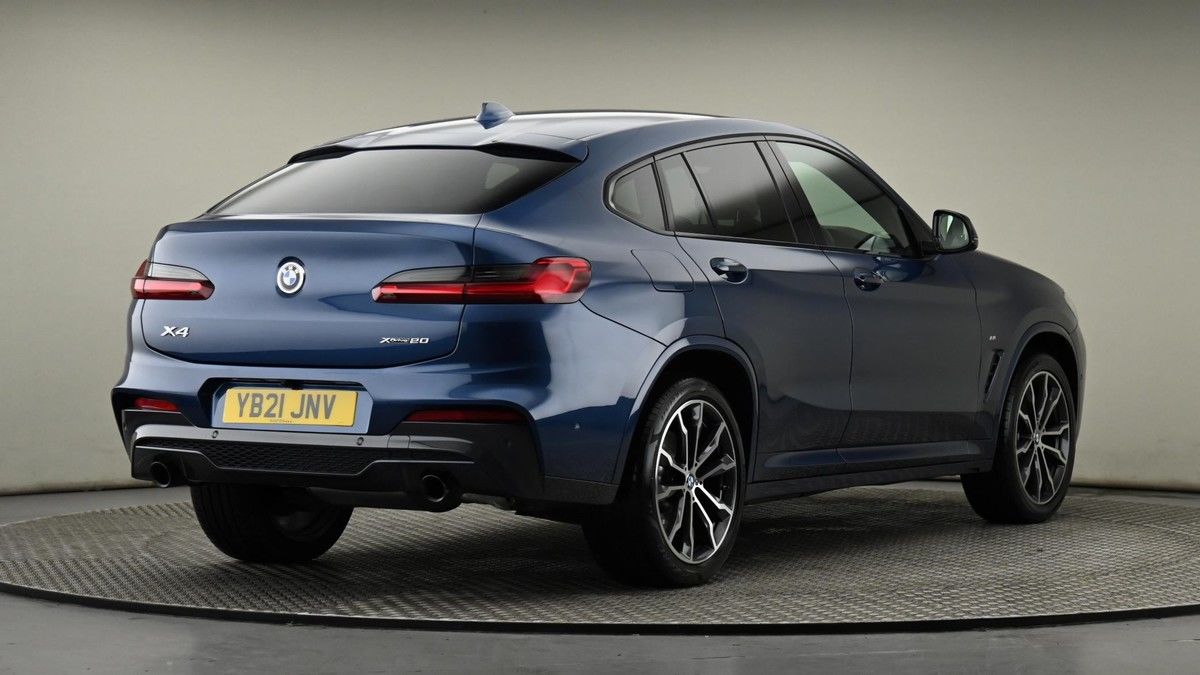 BMW X4 Image 25