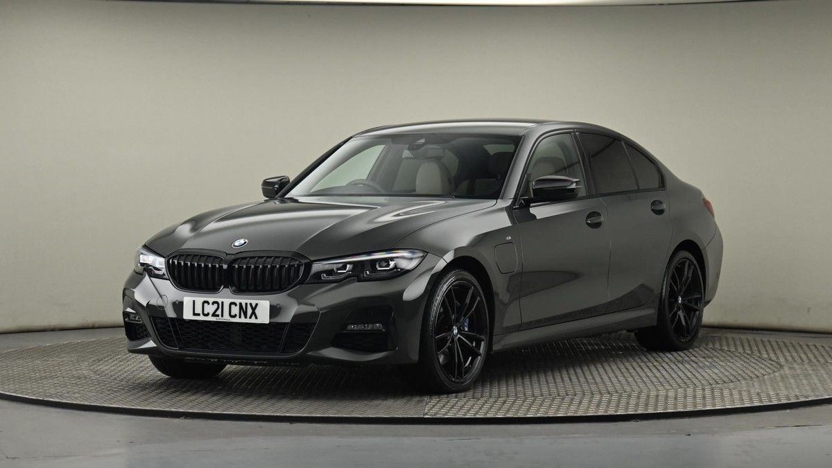 BMW 3 Series Image 22