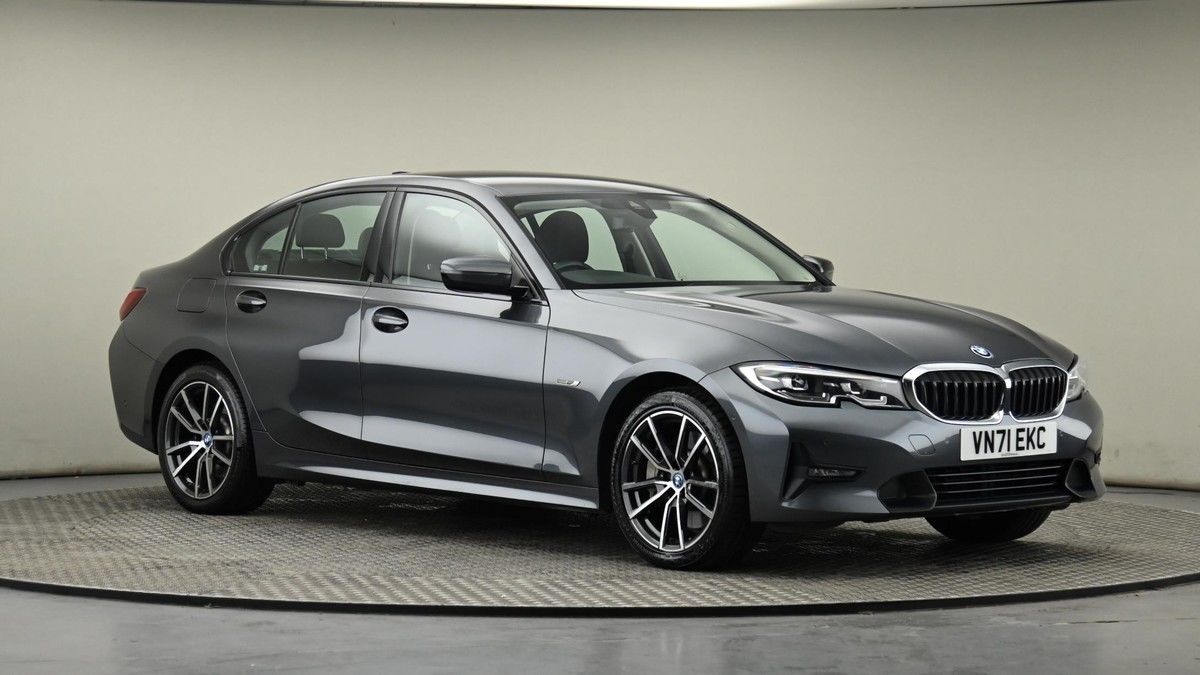 BMW 3 Series Image 20