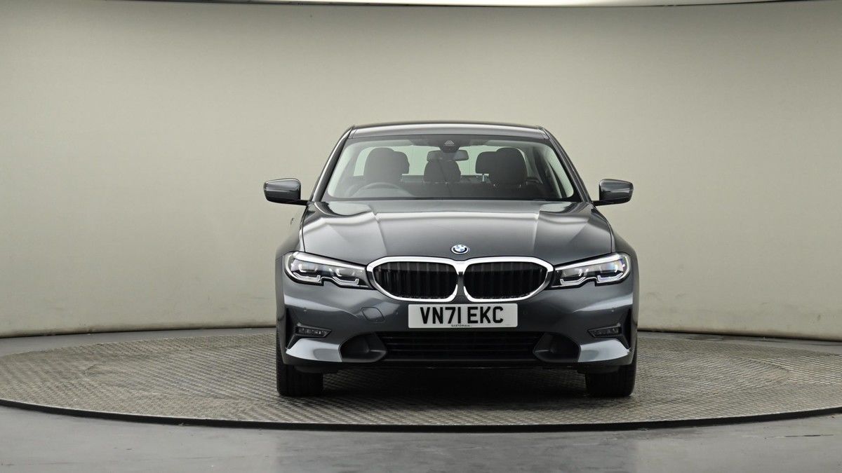 BMW 3 Series Image 21