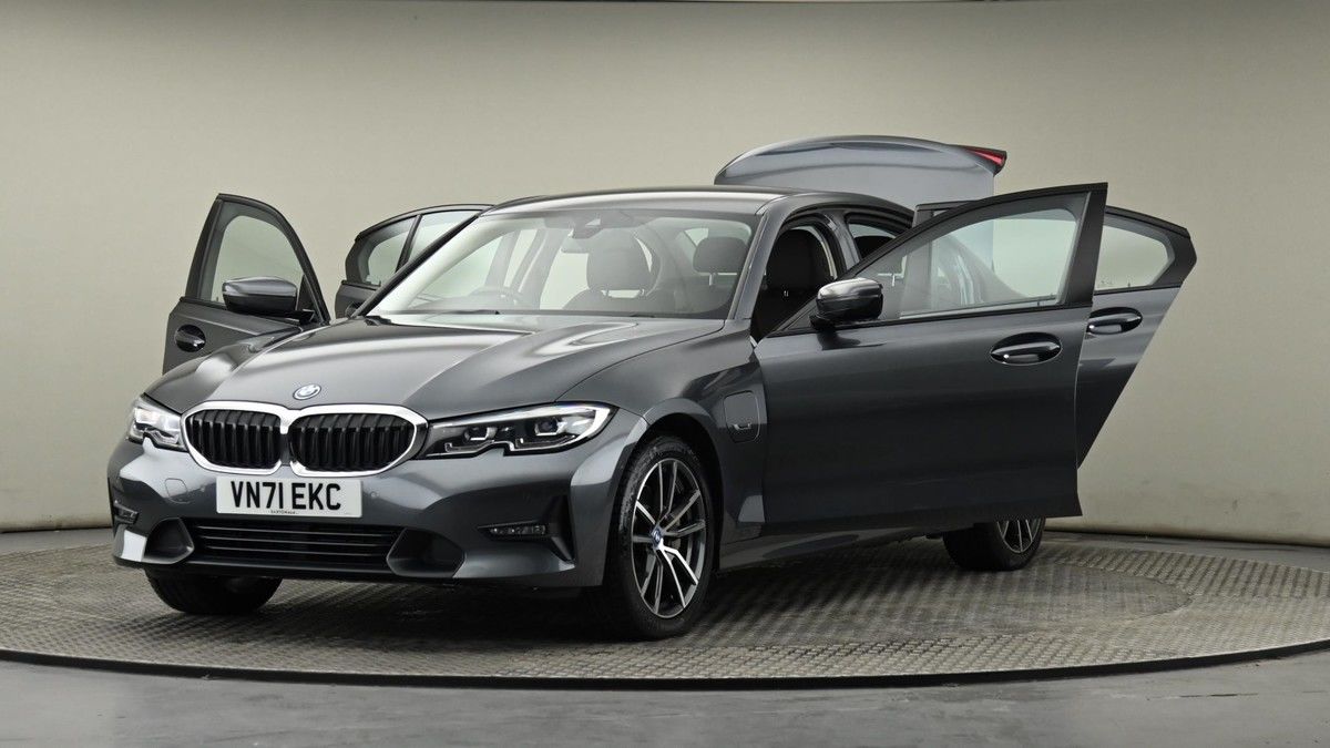 BMW 3 Series Image 28