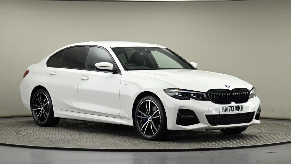 BMW 3 Series Image 8