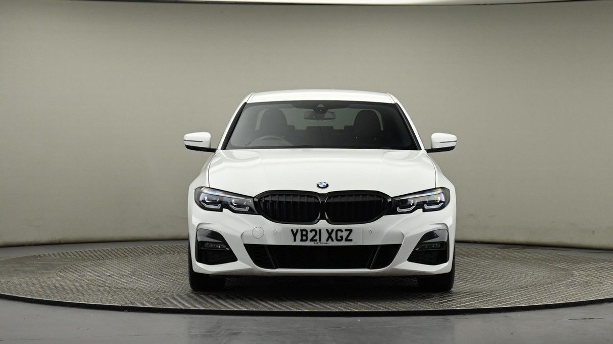 BMW 3 Series Image 21