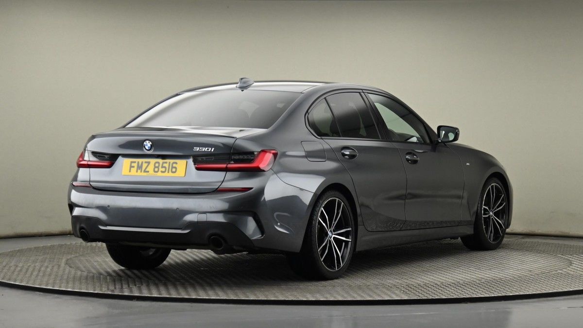 BMW 3 Series Image 25