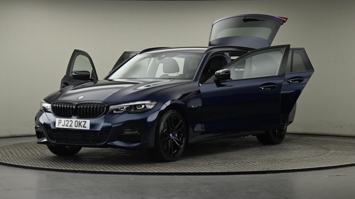 BMW 3 Series Image 28