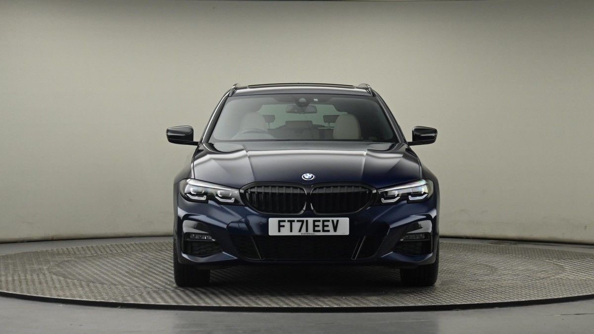 BMW 3 Series Image 21