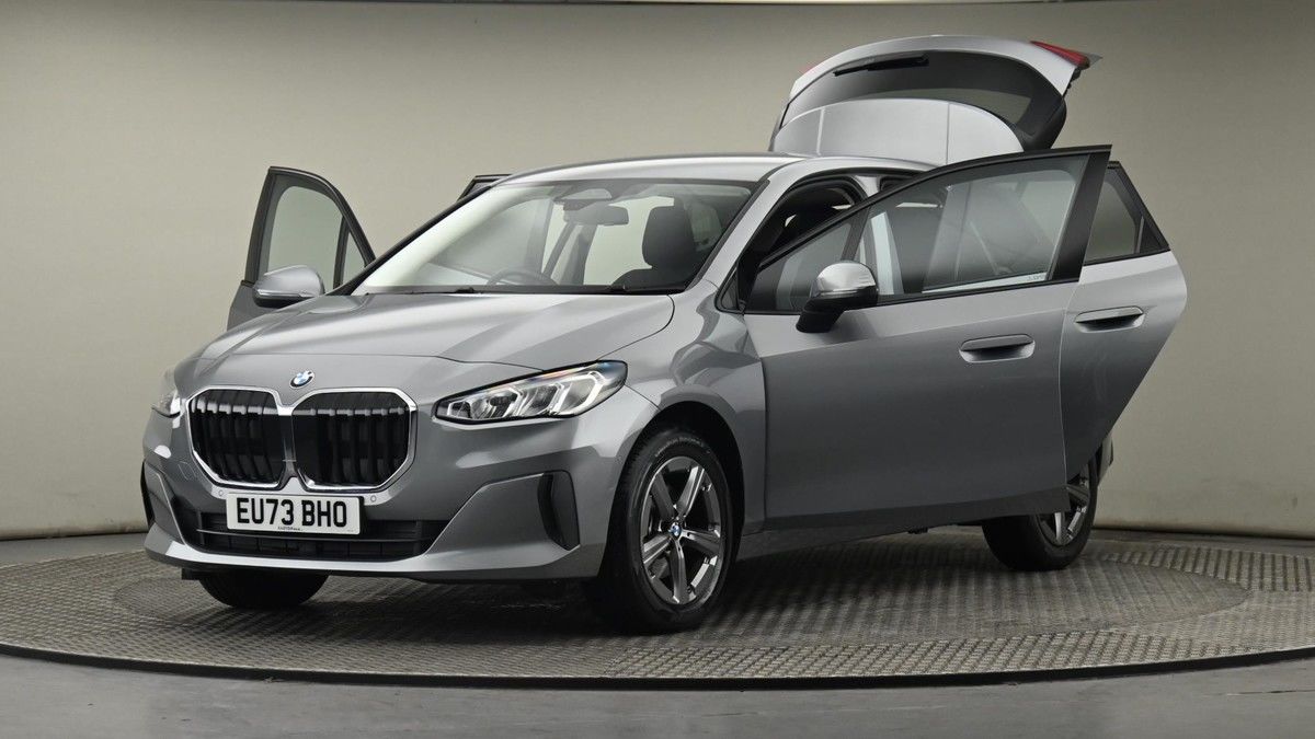 BMW 2 Series Active Tourer Image 28