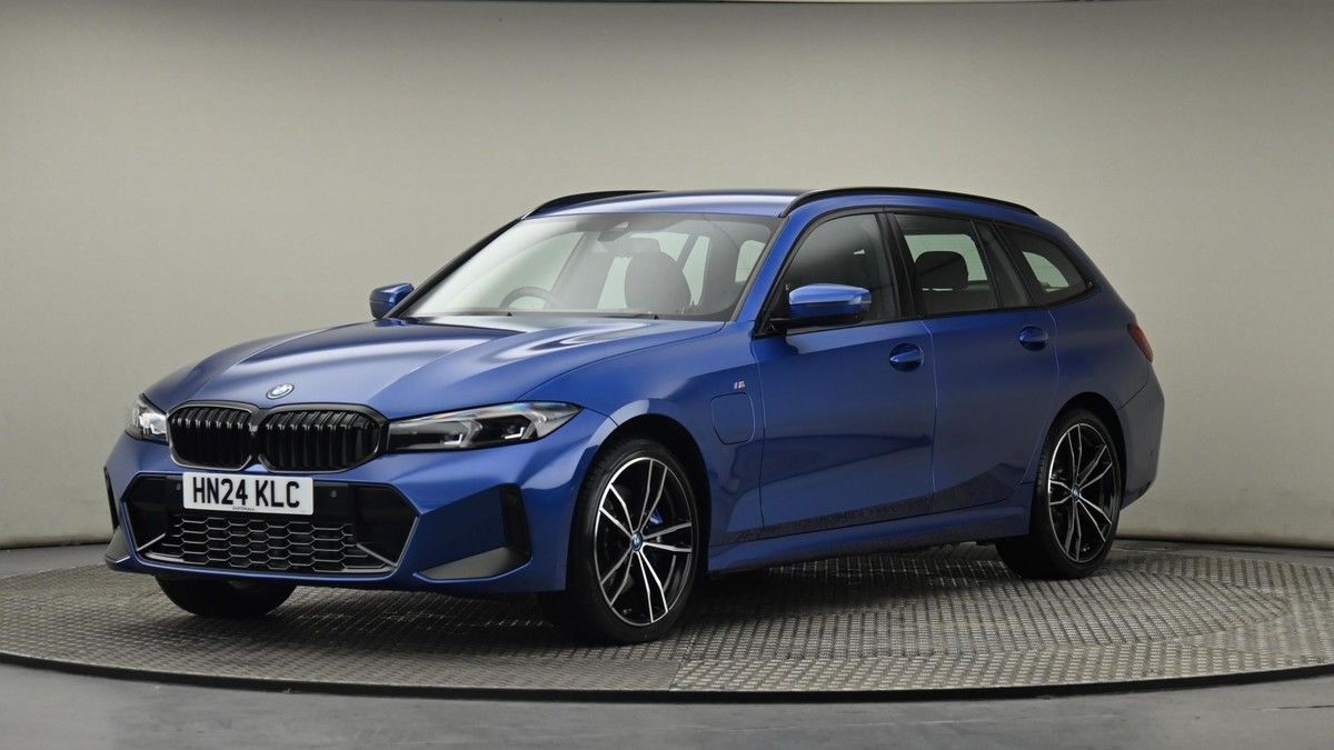 BMW 3 Series Image 22