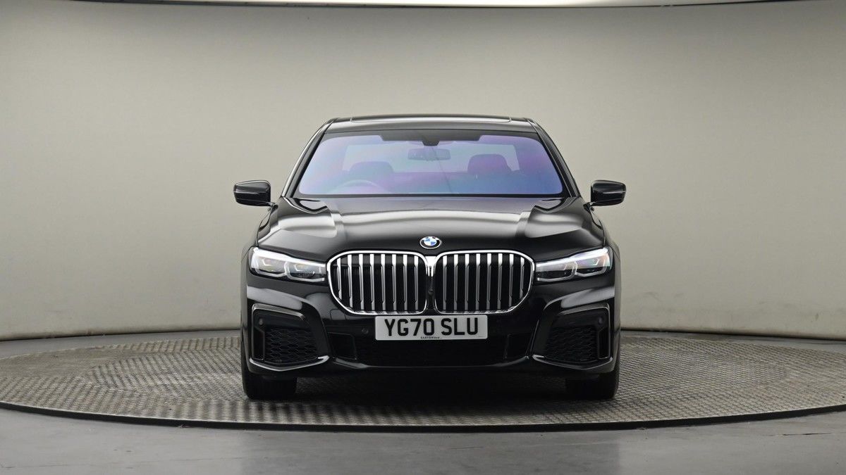 BMW 7 Series Image 21