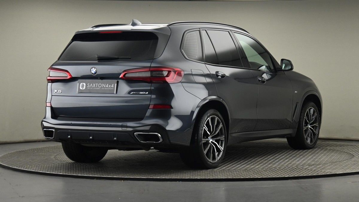 BMW X5 Image 26