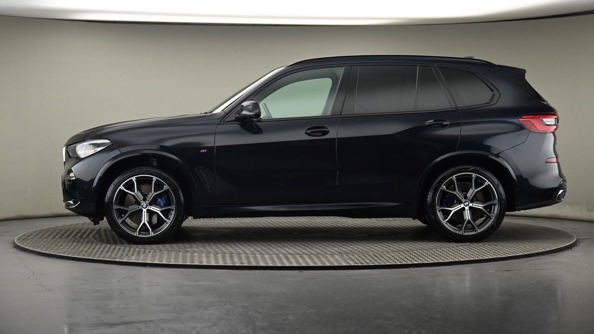 BMW X5 Image 23