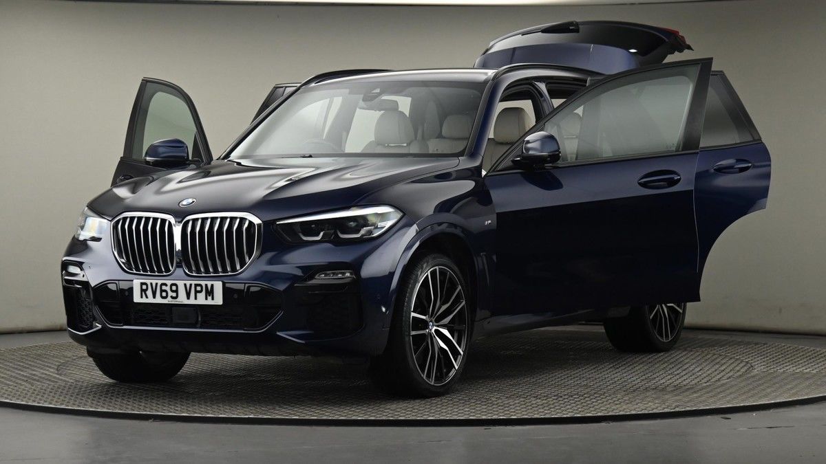 BMW X5 Image 28