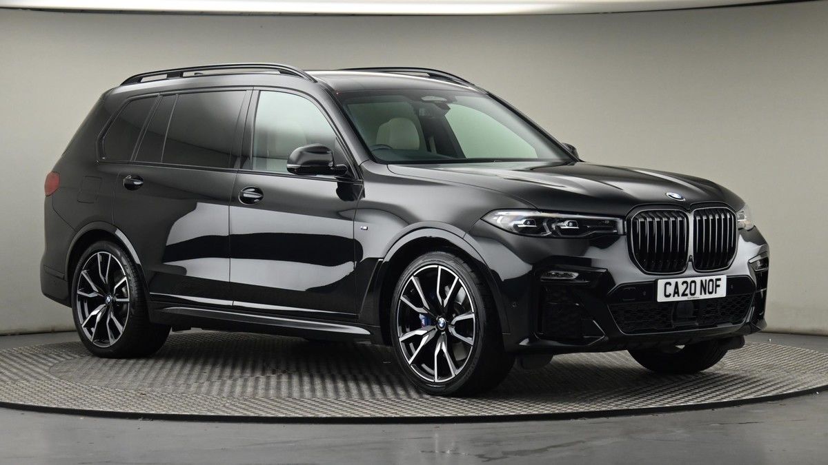 More views of BMW X7