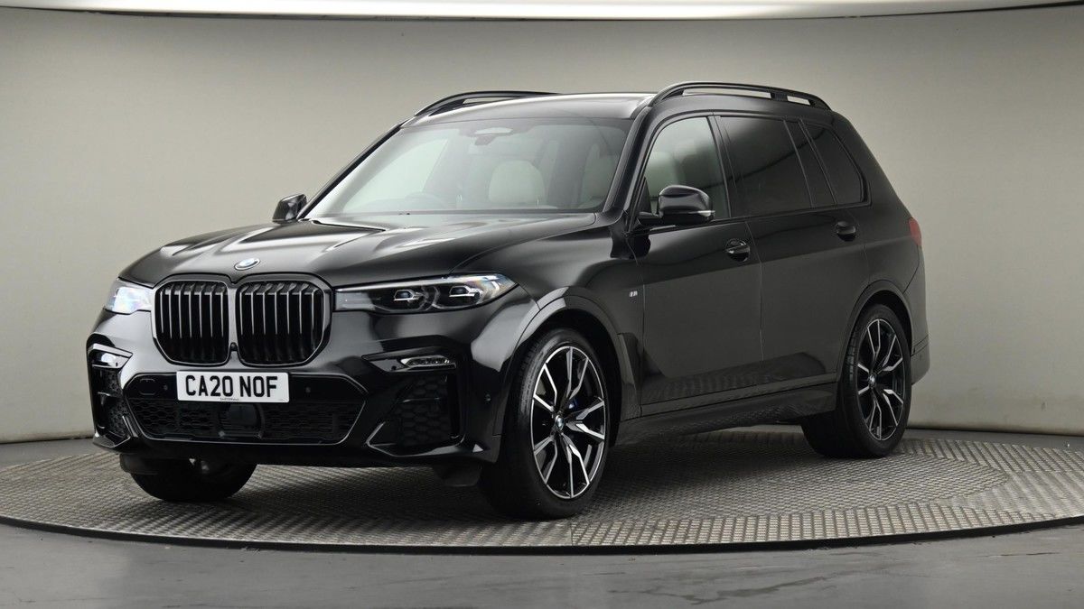 More views of BMW X7