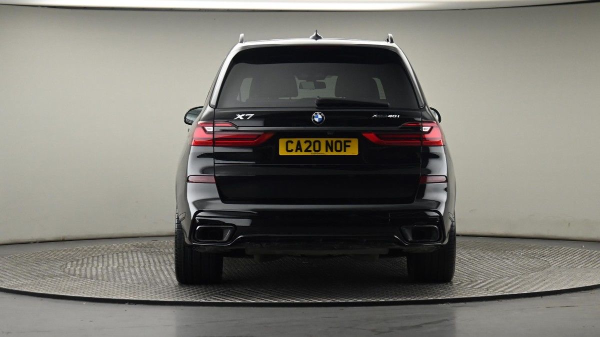 More views of BMW X7