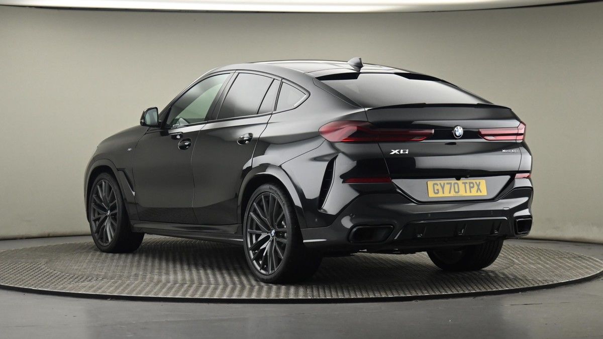 BMW X6 Image 24