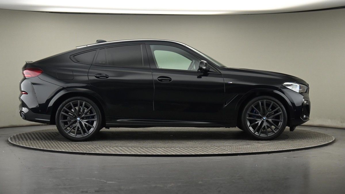 BMW X6 Image 27