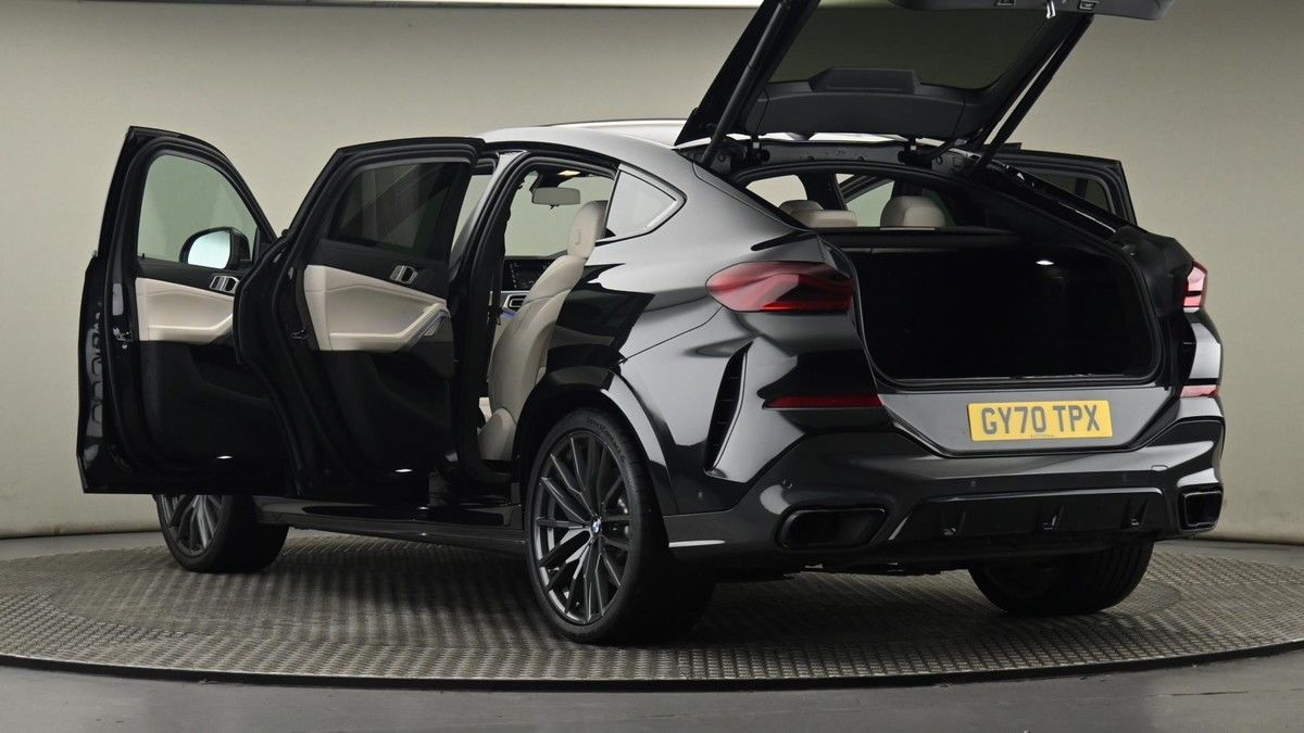 BMW X6 Image 29