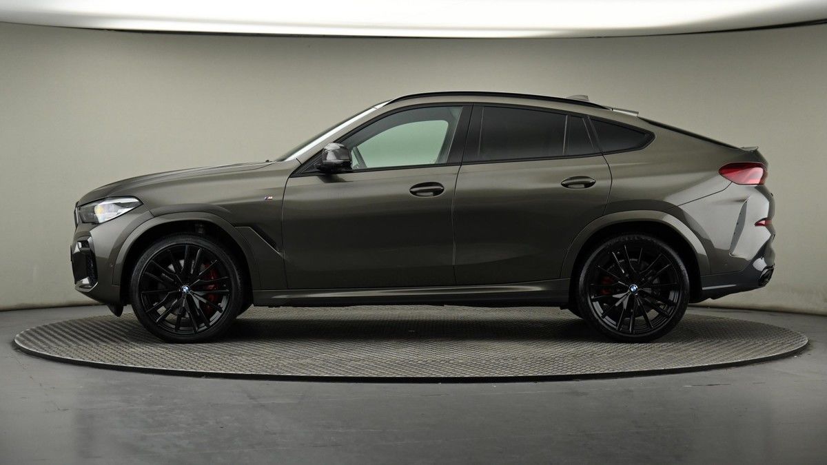 BMW X6 Image 23